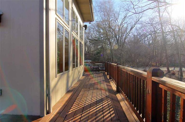 9310 Oak Avenue - Photo 1
