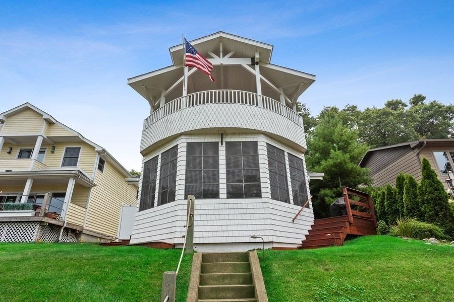 2959 Lake Shore Drive - Photo 1