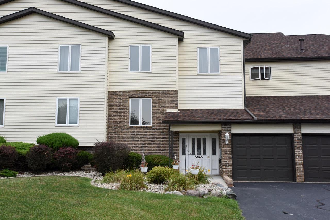 5065 Spinnaker Lane - Photo 1
