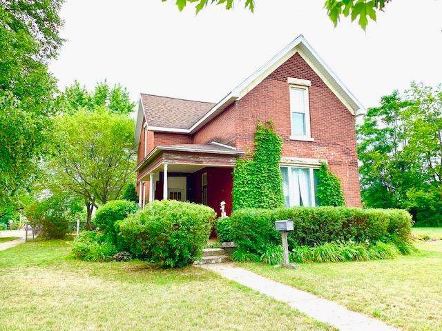 302 Main Street - Photo 1