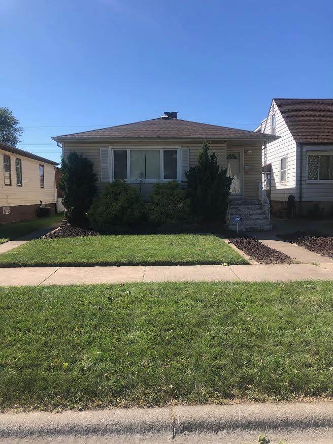 4922 Drummond Street - Photo 1