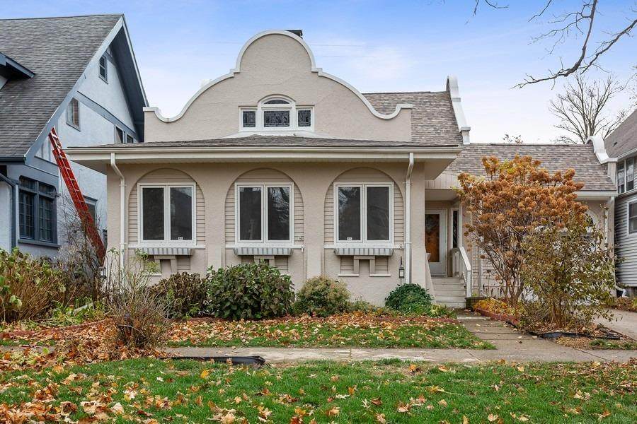 1504 Michigan Avenue - Photo 1
