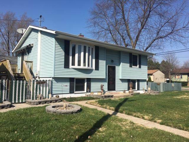 1702 Broadway - Photo 1