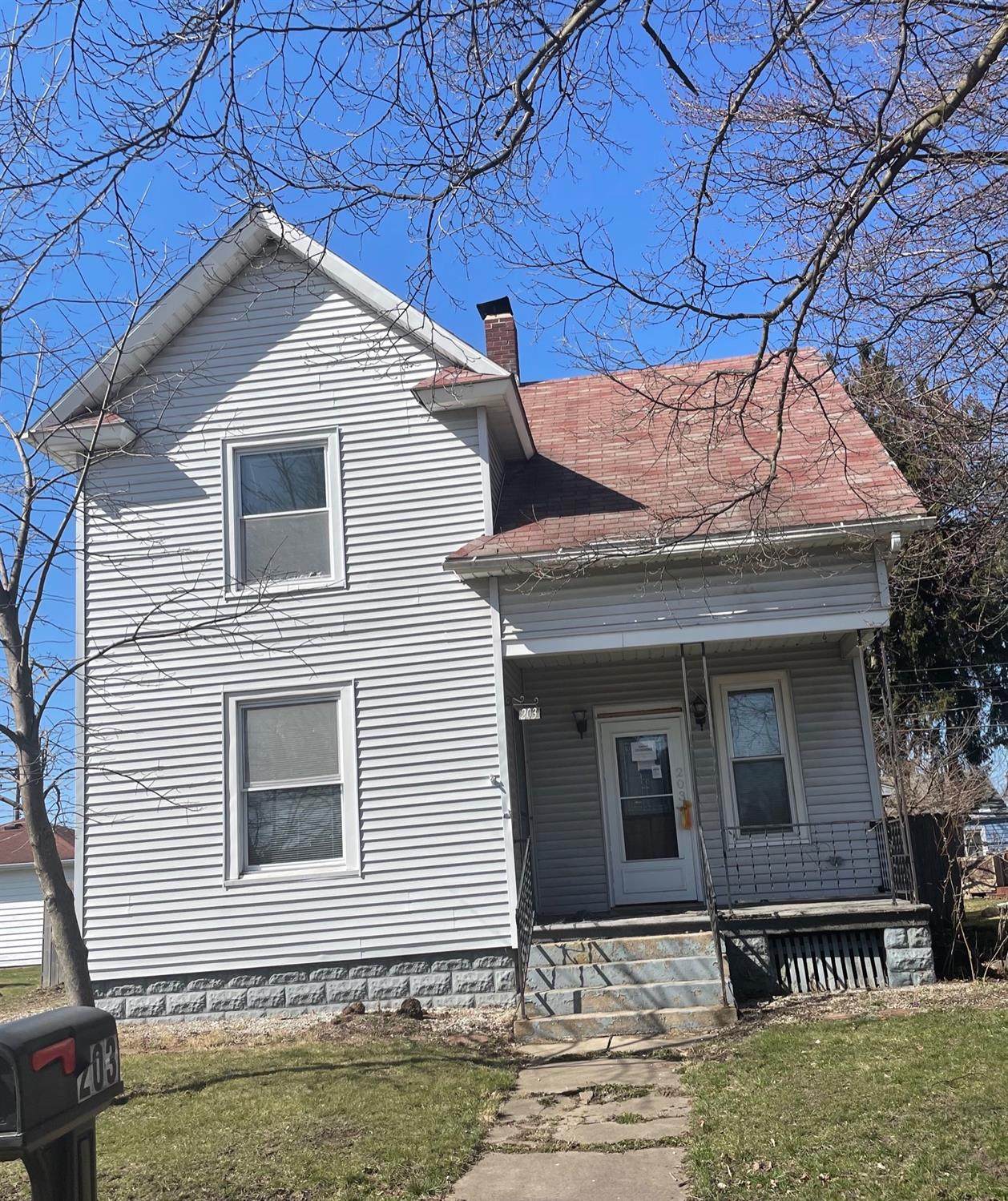 203 Oberreich Street - Photo 1