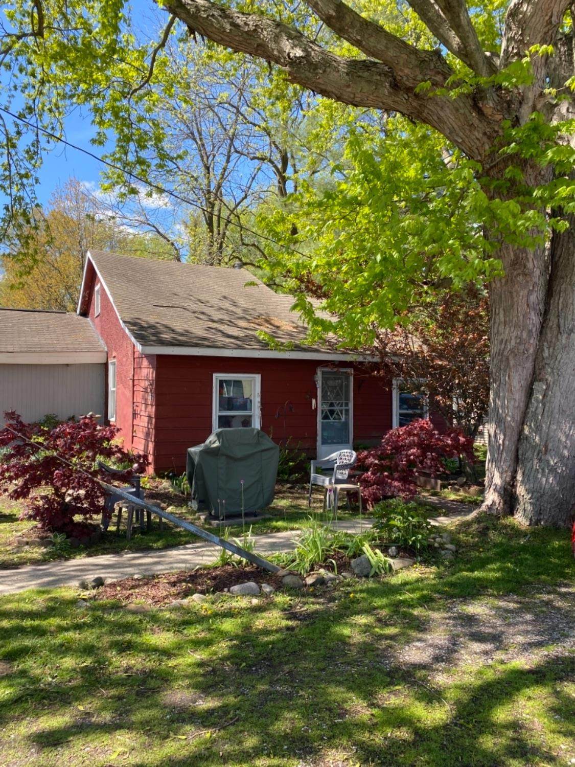357 Valparaiso Street - Photo 1