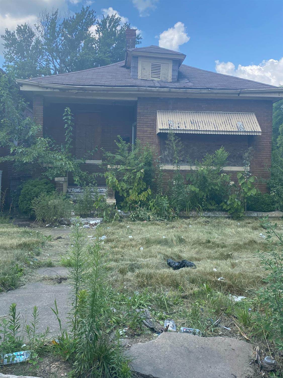 1040 Polk Street - Photo 1