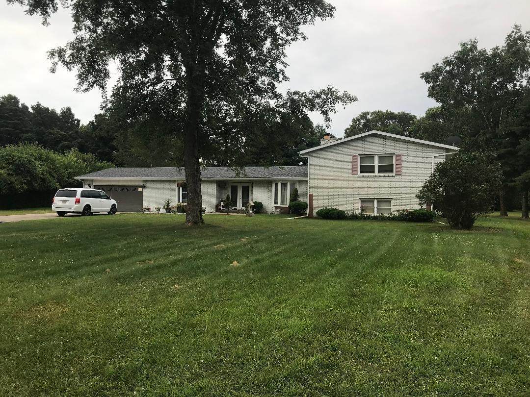 3355 North Country Lane - Photo 1