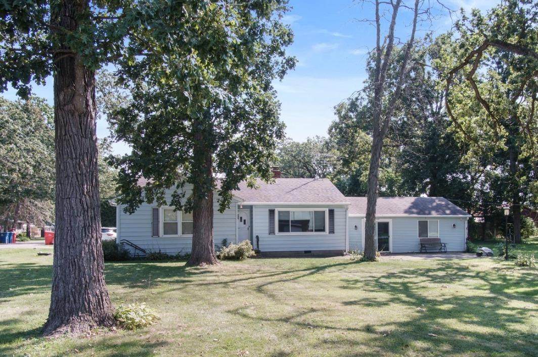 13401 Osborne Street - Photo 1