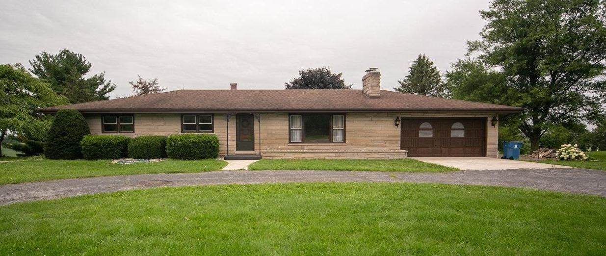 10609 205th Avenue - Photo 1