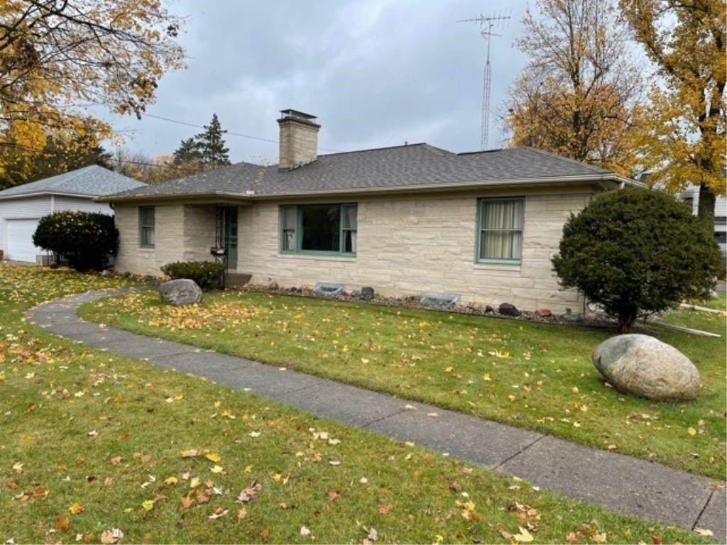 715 Fox Street - Photo 1