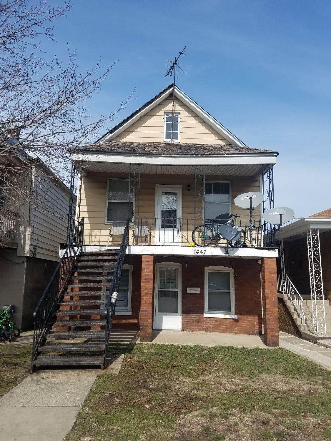 1447 John Street - Photo 1