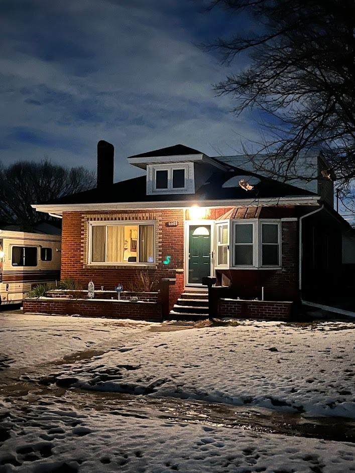 6608 Arizona Avenue - Photo 1