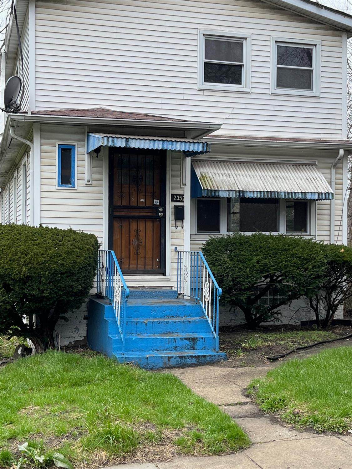 2352 Massachusetts Street - Photo 1