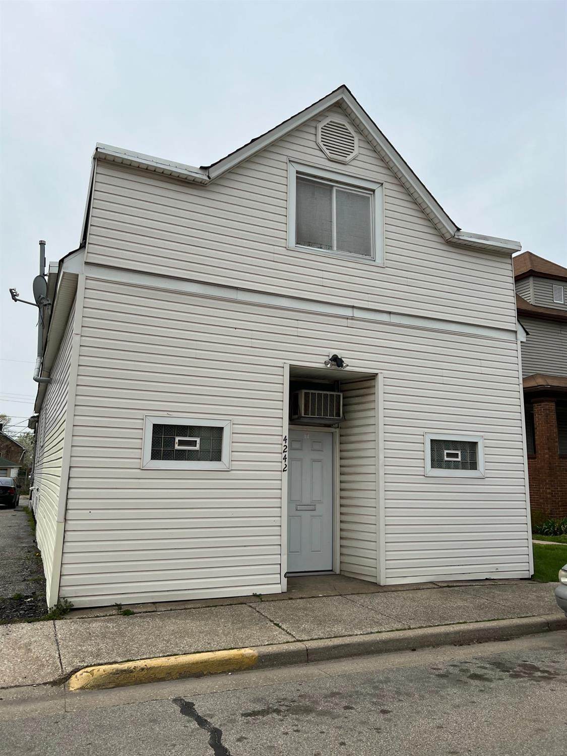 4242 Sheffield Avenue - Photo 1