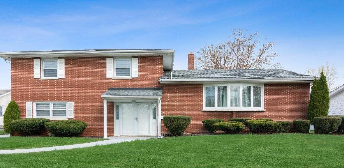 1419 Fran Lin Parkway - Photo 1