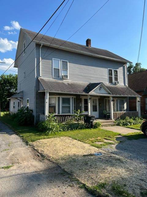 711 8th Street - Photo 1