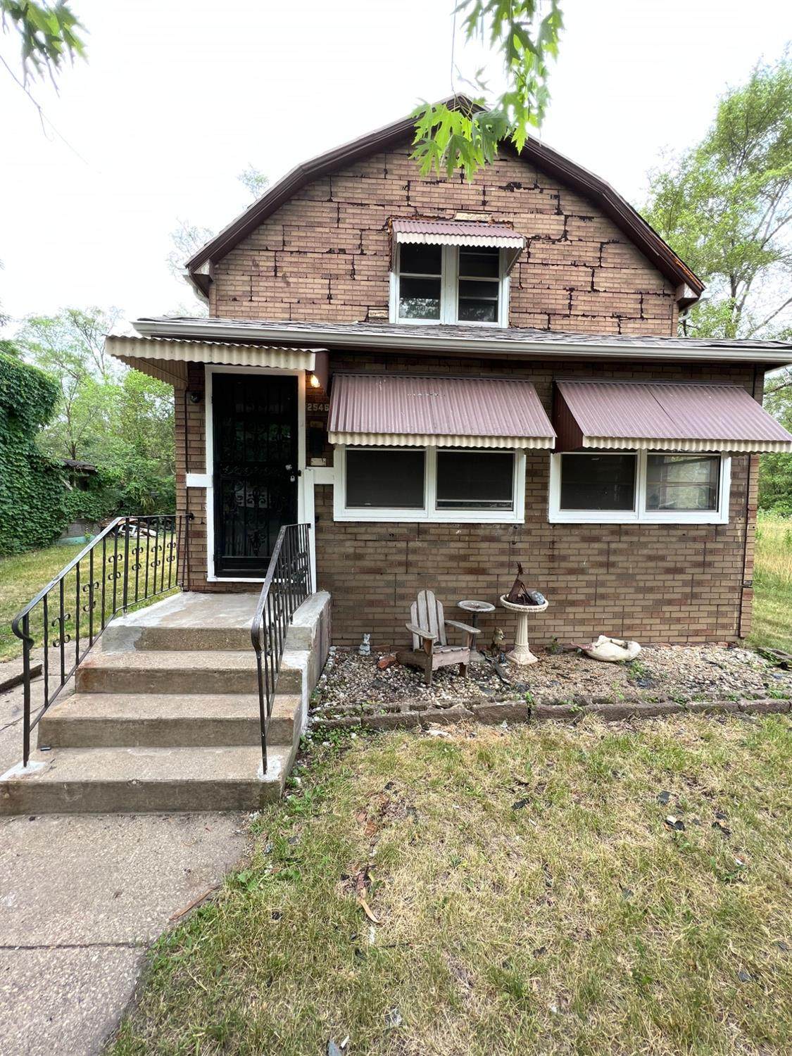 2548 Madison Street - Photo 1