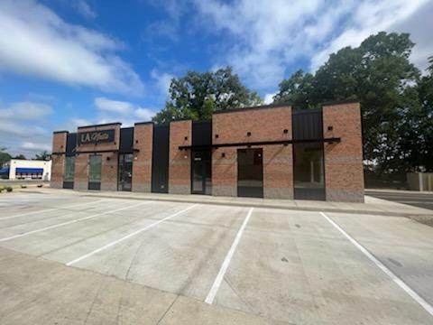 1610 Calumet Avenue - Photo 1