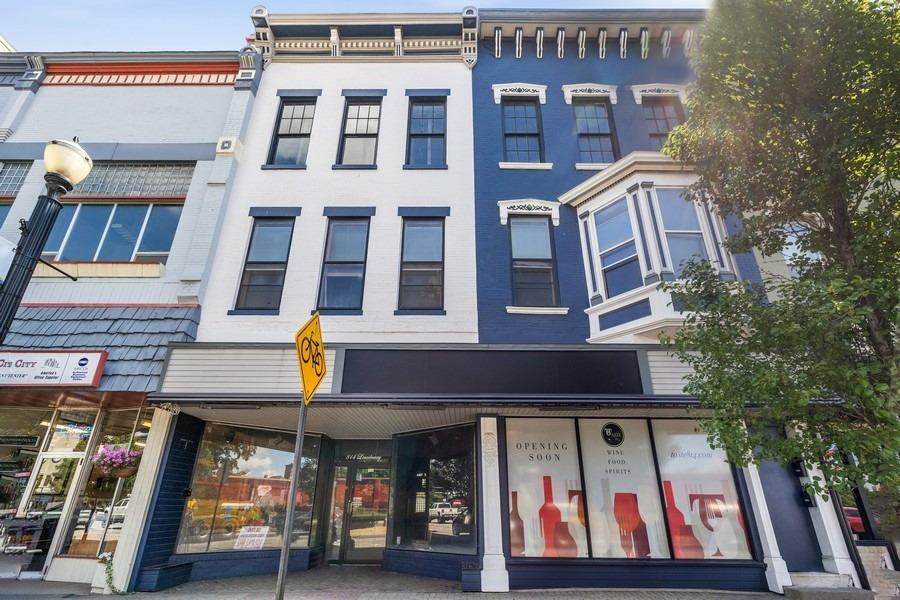 814 Lincolnway Avenue - Photo 1