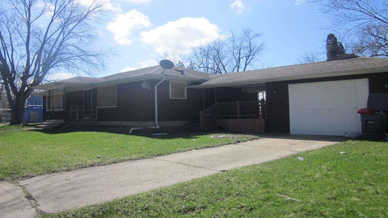 4488 Virginia Street - Photo 1