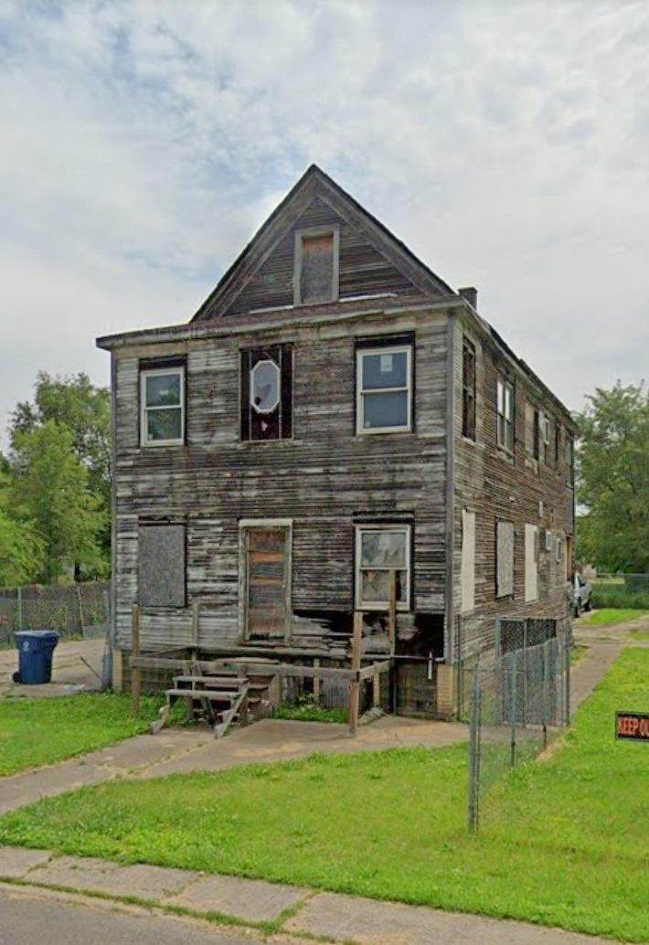 1553 Garfield Street - Photo 1