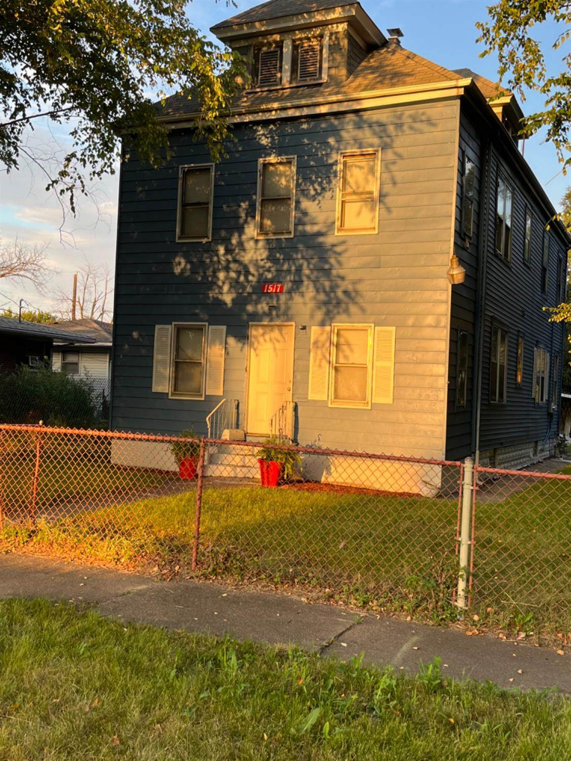 1517 Delaware Street - Photo 1