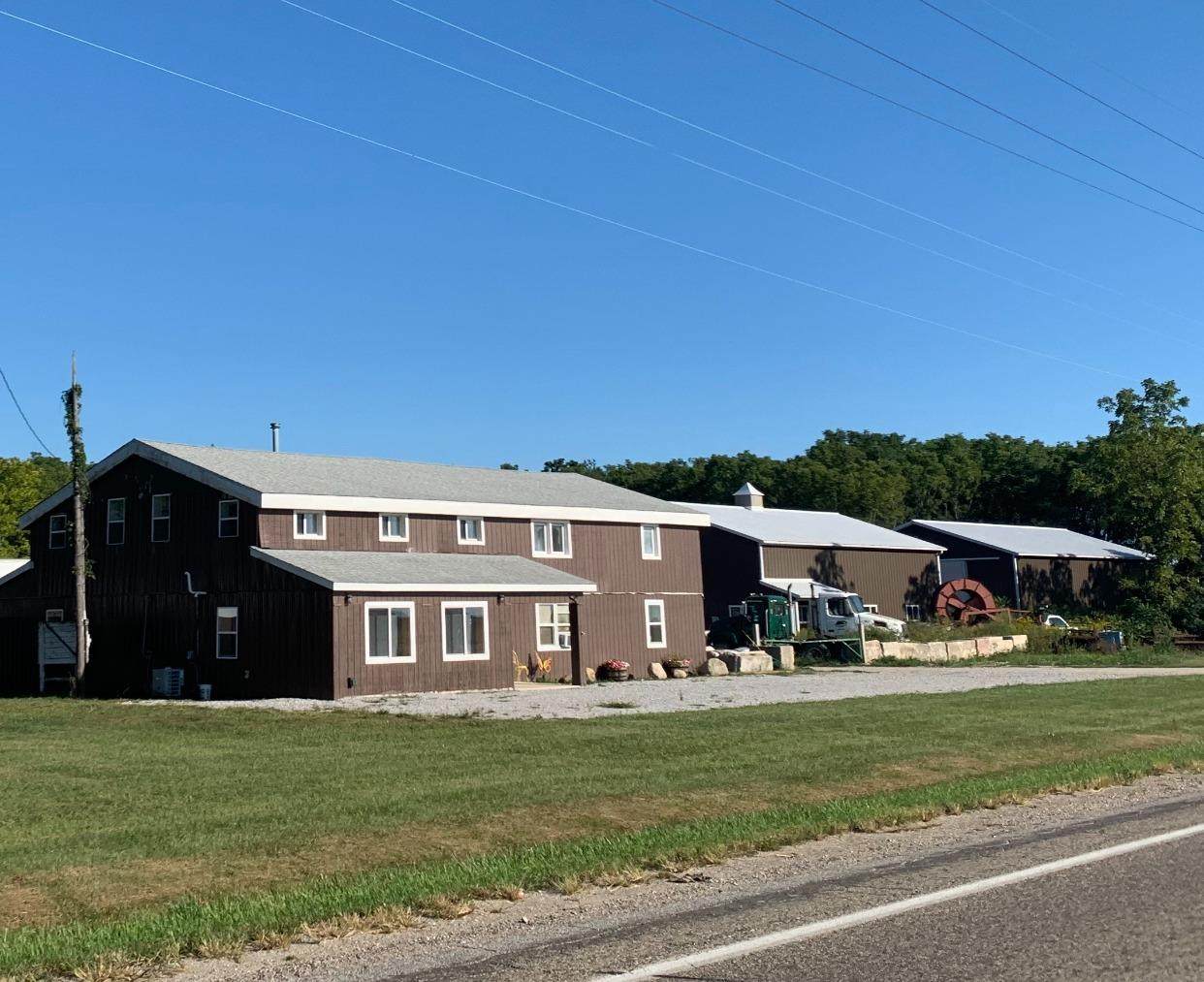 6911 Hwy 421 - Photo 1