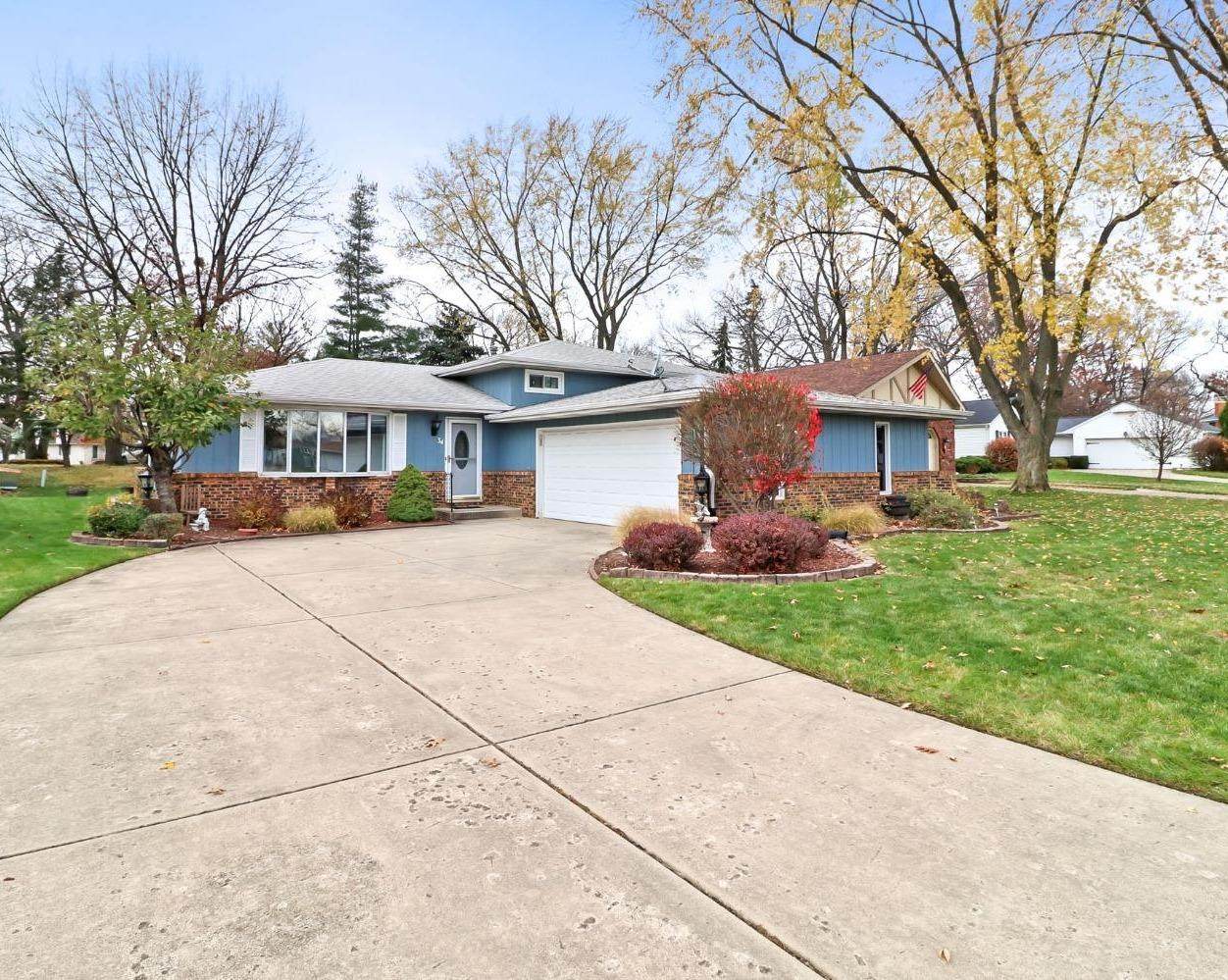 34 Oak Court - Photo 1
