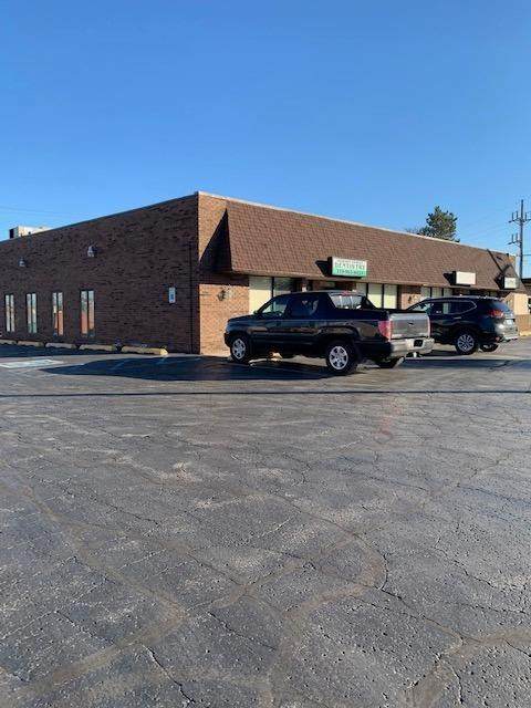 411 Wisconsin Street - Photo 1