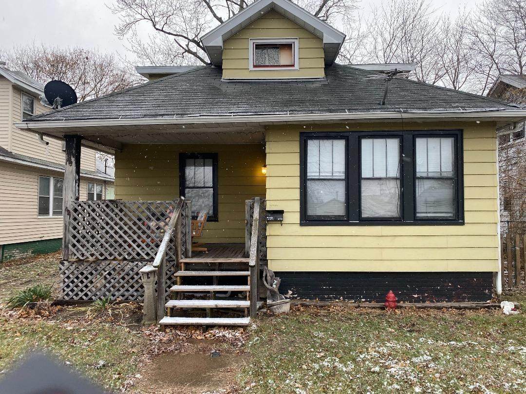 426 Carroll Avenue - Photo 1