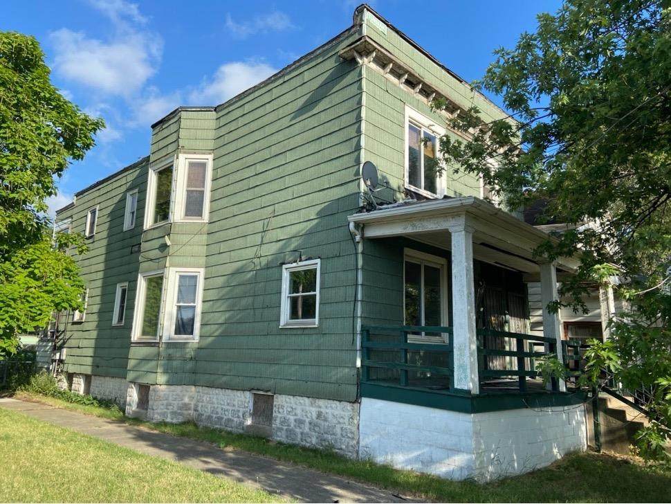 1031 Garfield Street - Photo 1