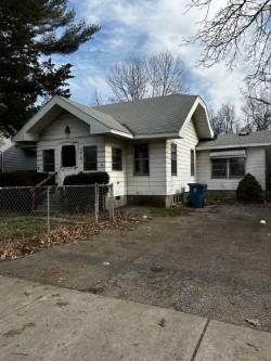 217 Porter Street - Photo 1