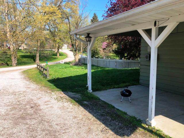 304 Lilac Drive - Photo 1