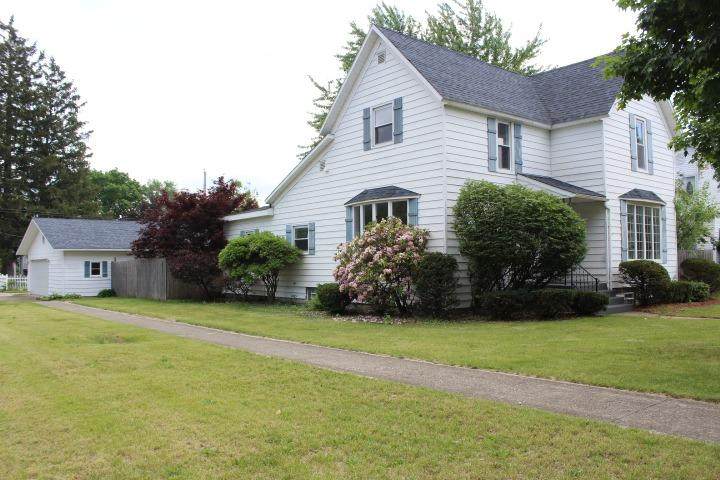 602 Main Street - Photo 1