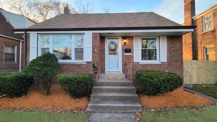 4026 Torrence Avenue - Photo 1