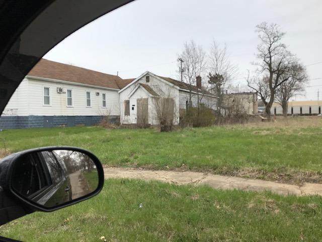 3943 Washington Street - Photo 1