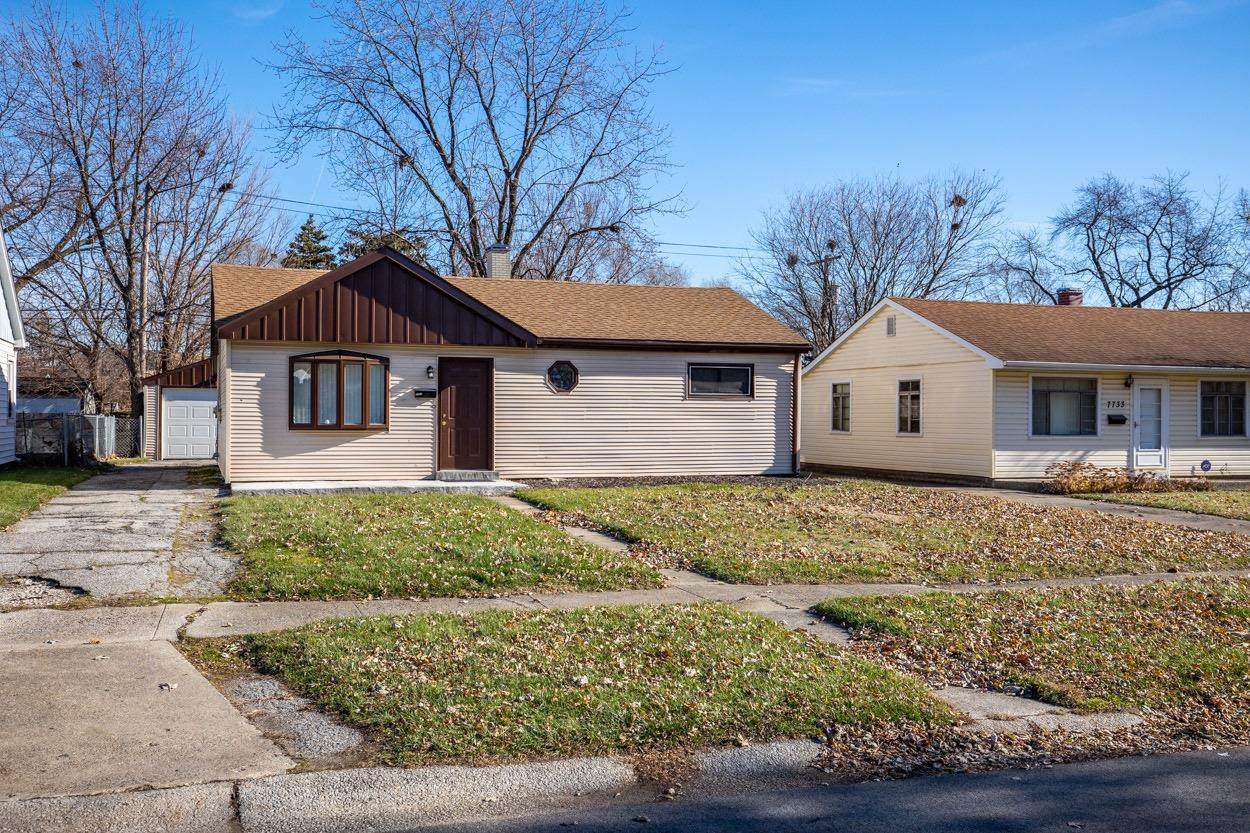 7729 Belmont Avenue - Photo 1