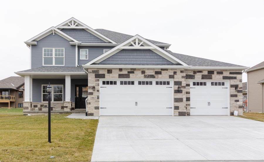 830 Estelle Lane - Photo 1