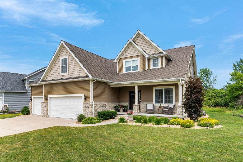 820 Shannon Drive - Photo 1