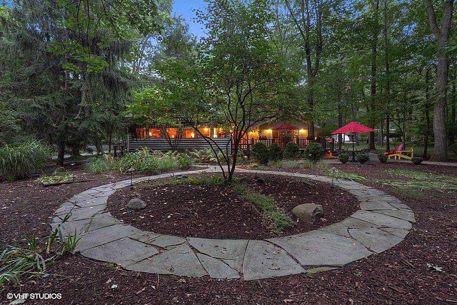 600 Elmwood Drive - Photo 1