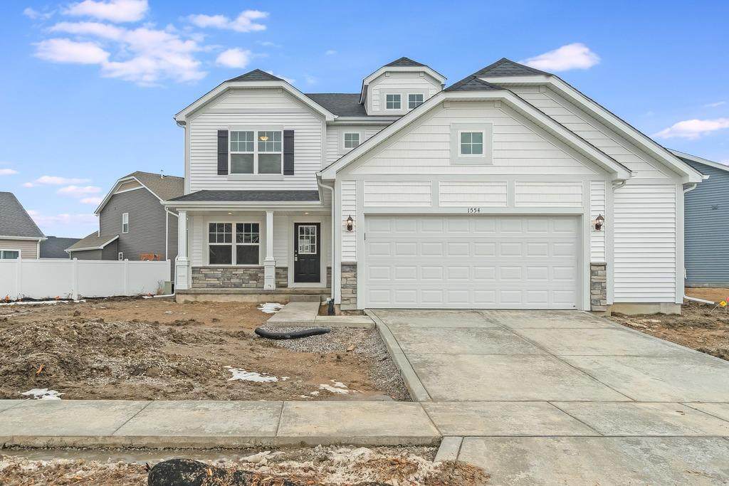 1554 Gustafson Avenue - Photo 1