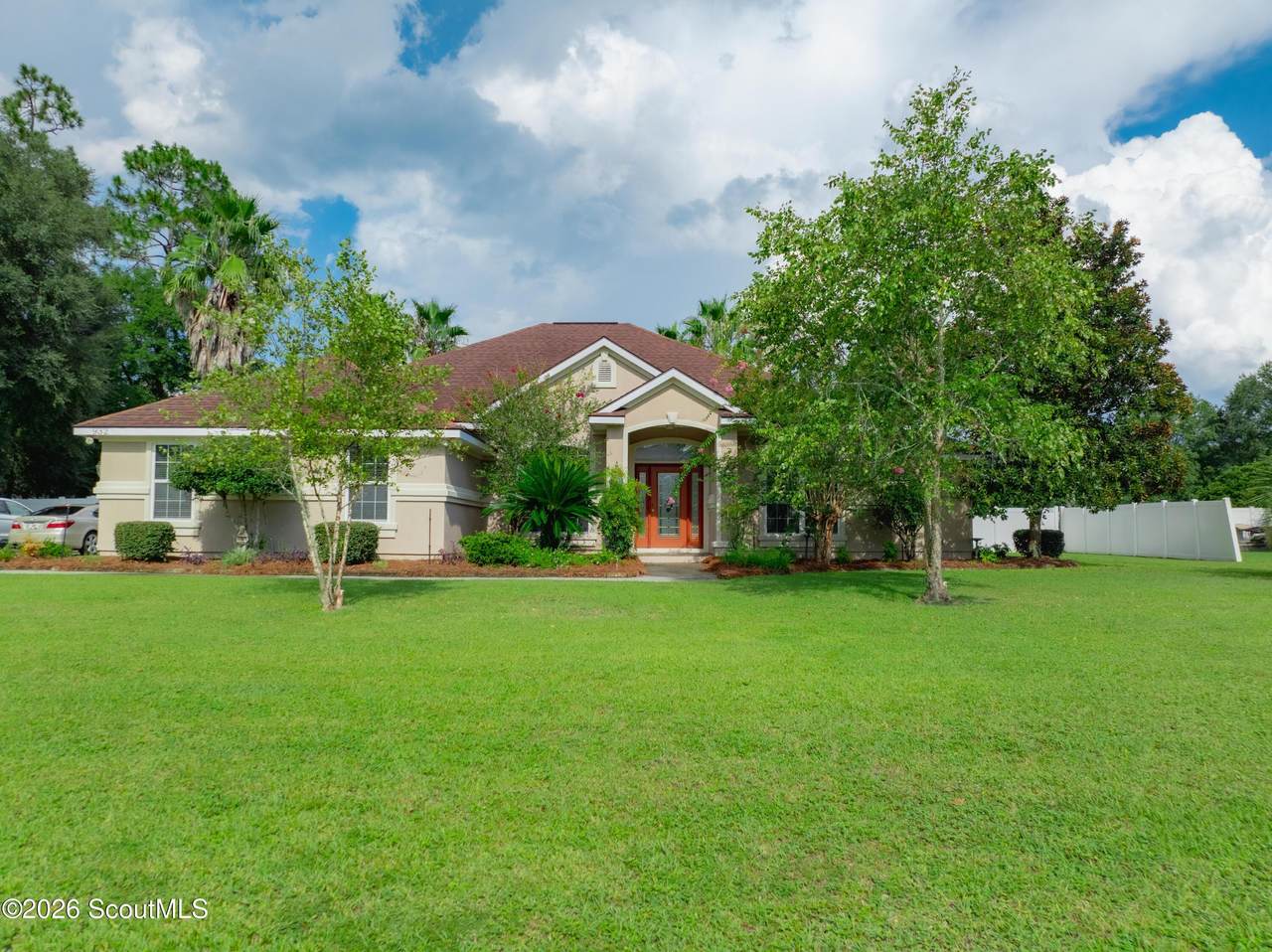 932 Carriage Lane - Photo 1