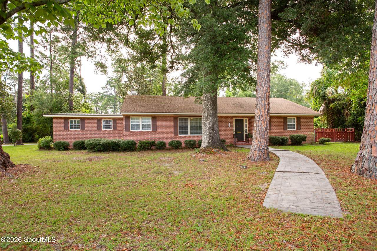 1112 Hill Street - Photo 1