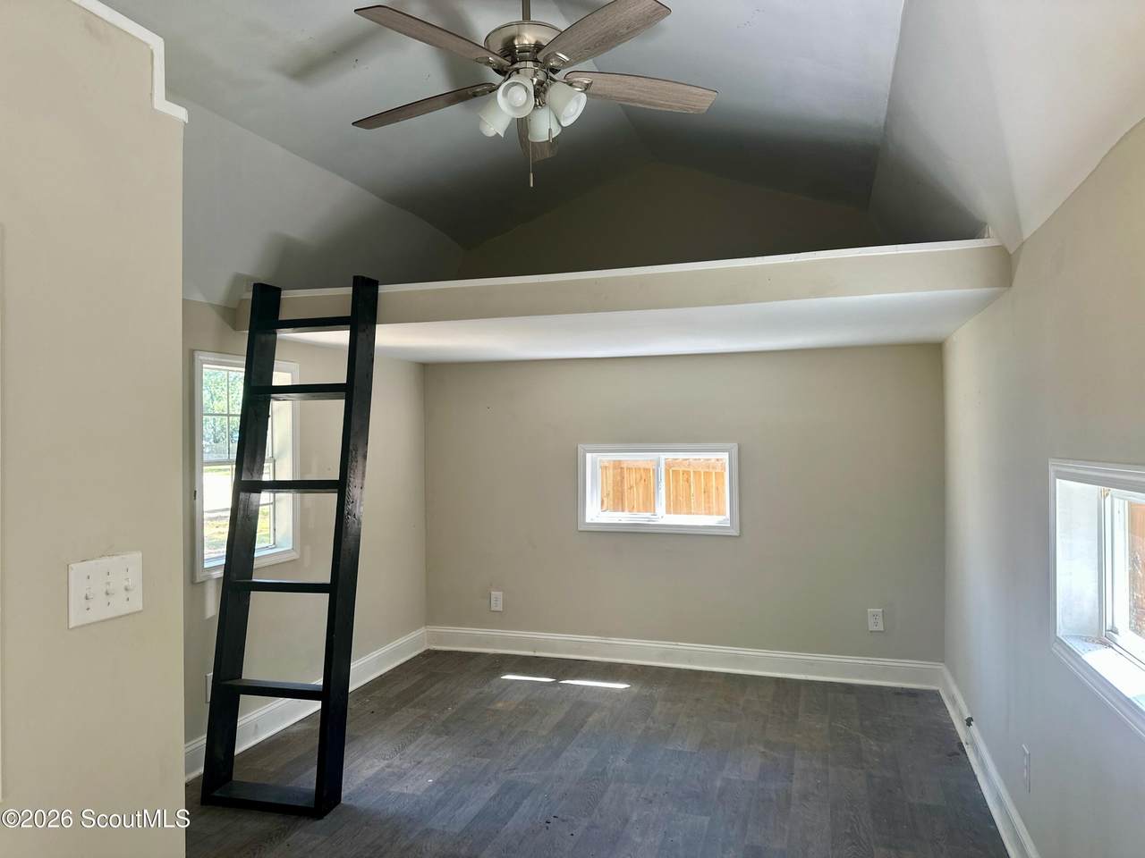 https://bt-photos.global.ssl.fastly.net/goldenisles/1280_boomver_4_1661072-2.jpg
