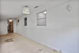 985 Seven Oaks Road - Photo 18