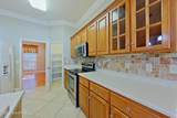 932 Carriage Lane - Photo 14