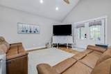 1037 Lake Side Drive - Photo 10