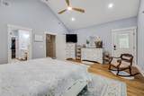 1037 Lake Side Drive - Photo 23