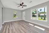 3207 Rosewood Avenue - Photo 4