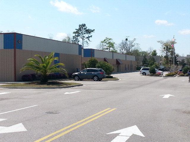 100 Commerce Center Dr - Photo 1